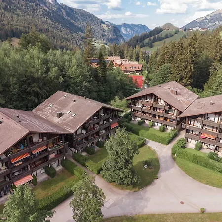 Cozy Diemtigtal Maisonette - Alpine Charm Parking * Diemtigen
